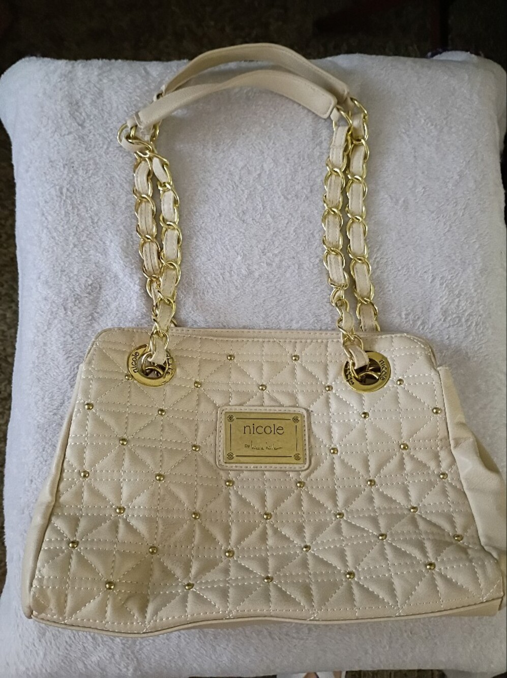 Nicole Cream Quilted Chain-Handle Shoulder Bag